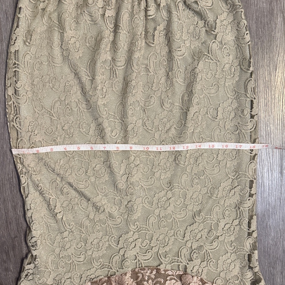 Spencer Alexis Petite Lace Skirt - Picture 9 of 11